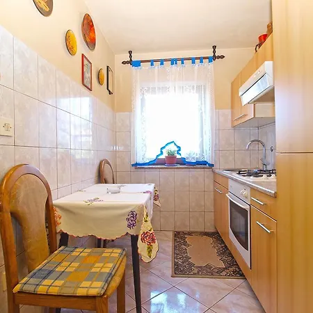 Apartment Marija 1294 Банджоле