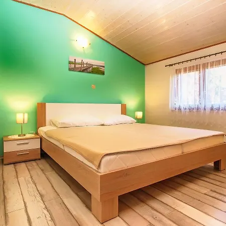 Apartment Marija 1294 Банджоле